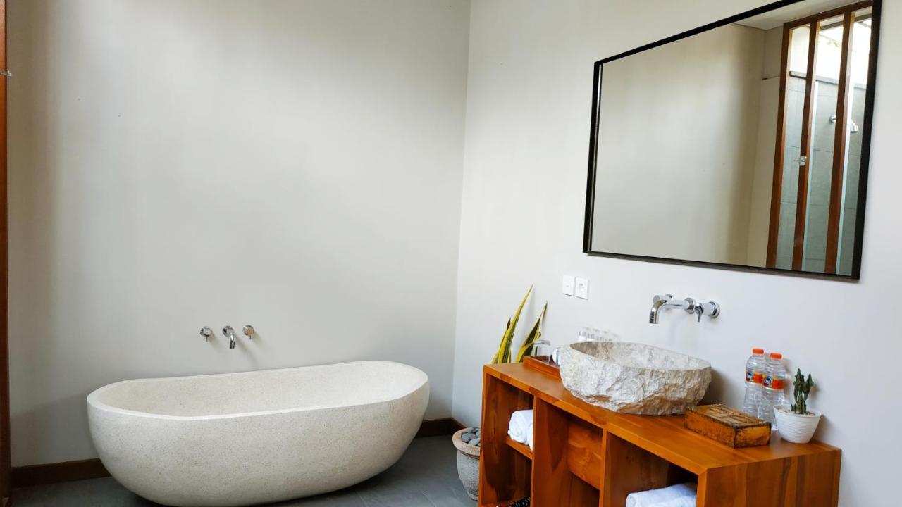 Anggira Villa Ubud Eksteriør billede